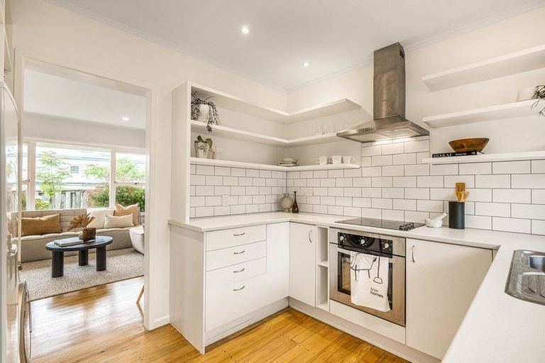 Photo of property in 3/17 Saltburn Road, Milford, Auckland, 0620