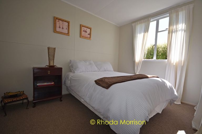 Photo of property in 42 Sandy Beach Road, Tinopai, 0593