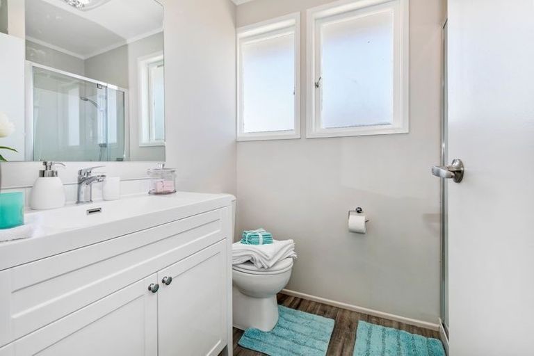 Photo of property in 3 Gee Place, Mangere East, Auckland, 2022