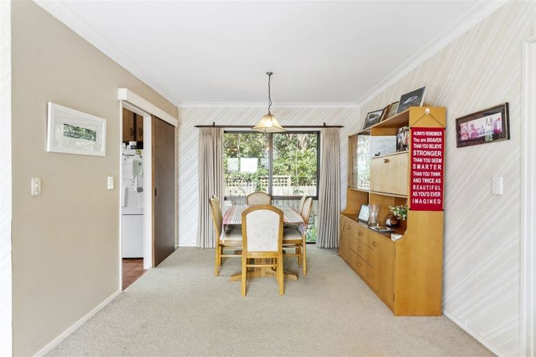 Photo of property in 1/3a Charles Dickens Drive, Mellons Bay, Auckland, 2014