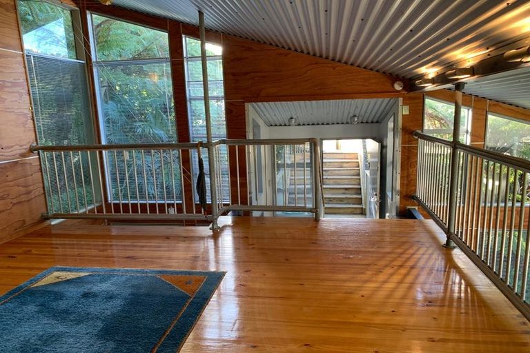 Photo of property in 2 Bendbrook Way, Ngaio, Wellington, 6035