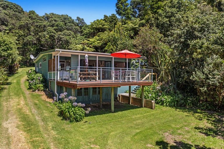 Photo of property in 233 Ohiwa Beach Road, Waiotahe, Opotiki, 3198