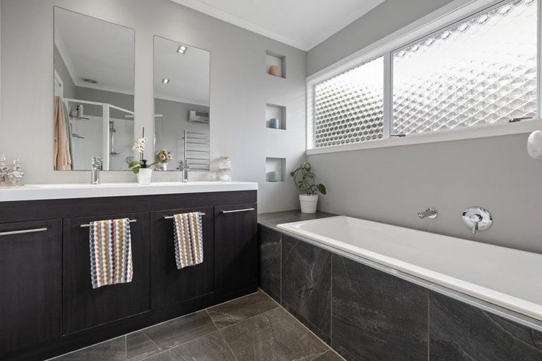 Photo of property in 29 Oak Street, Masterton, 5810