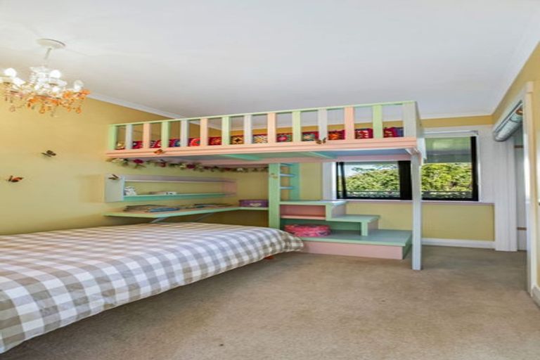 Photo of property in 40 Calais Terrace, Ostend, Waiheke Island, 1081