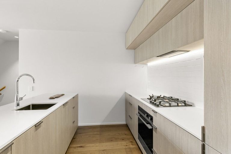 Photo of property in 33 Erica Pabst Way, Island Bay, Wellington, 6023