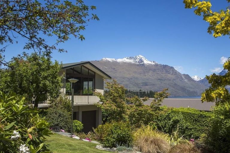 Photo of property in 7 Turner Street, Queenstown, 9300
