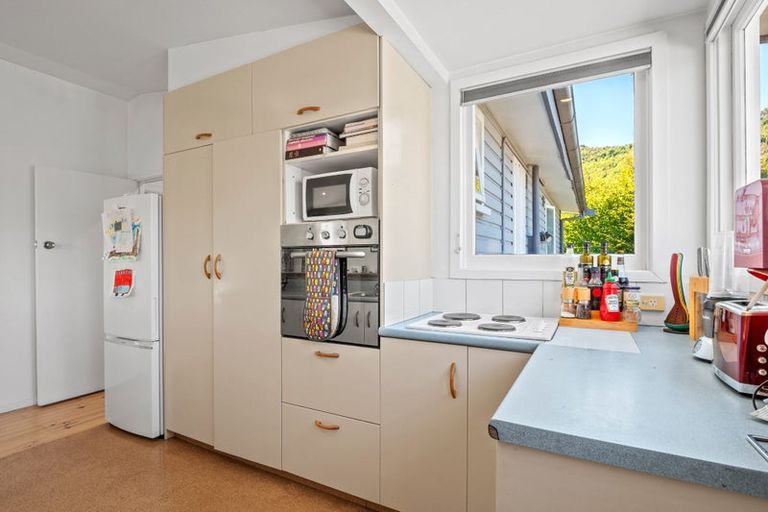 Photo of property in 41 Centennial Avenue, Arrowtown, 9302