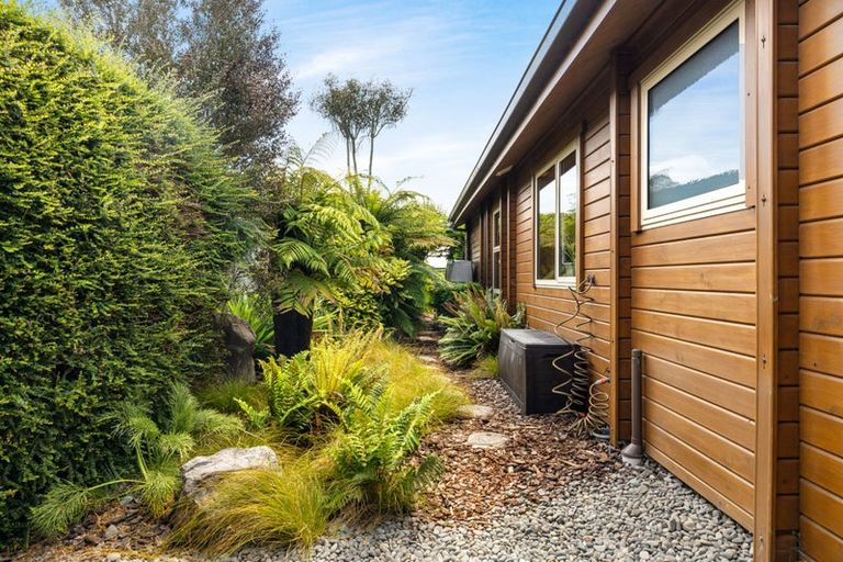 Photo of property in 9 Taggart Place, Sockburn, Christchurch, 8042