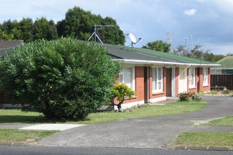Photo of property in 2/63 Cardiff Road, Pakuranga, Auckland, 2010
