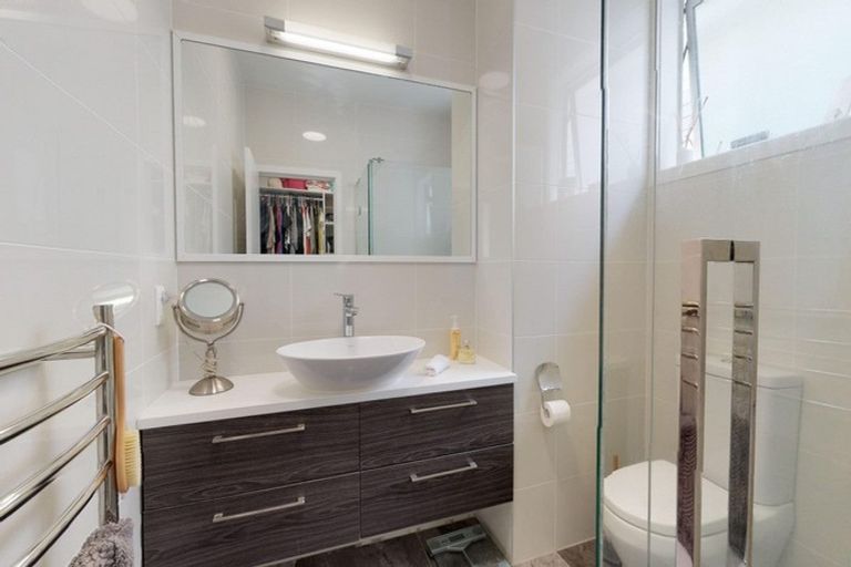 Photo of property in 44 Landmark Terrace, Orewa, 0931