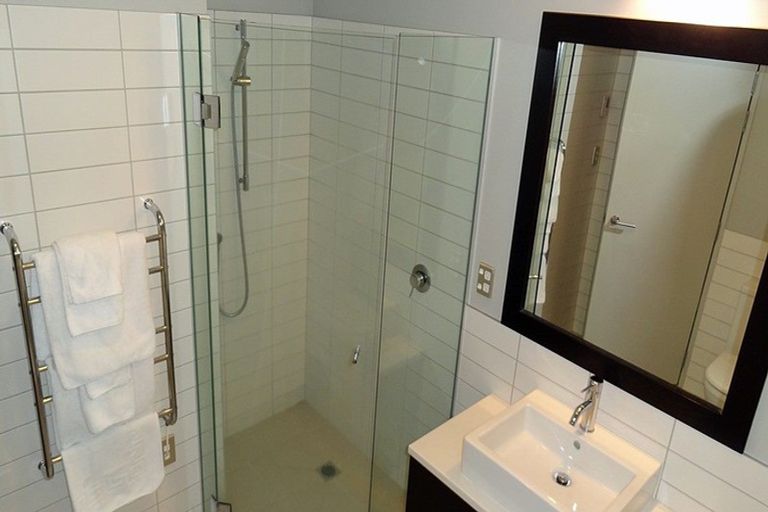 Photo of property in Chews Lane Apartments, 9f/9 Chews Lane, Wellington Central, Wellington, 6011