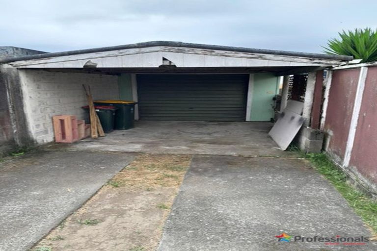 Photo of property in 7 Hallberry Road, Mangere East, Auckland, 2024