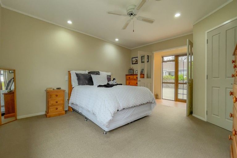 Photo of property in 17 Miller Place, Ngatea, 3503