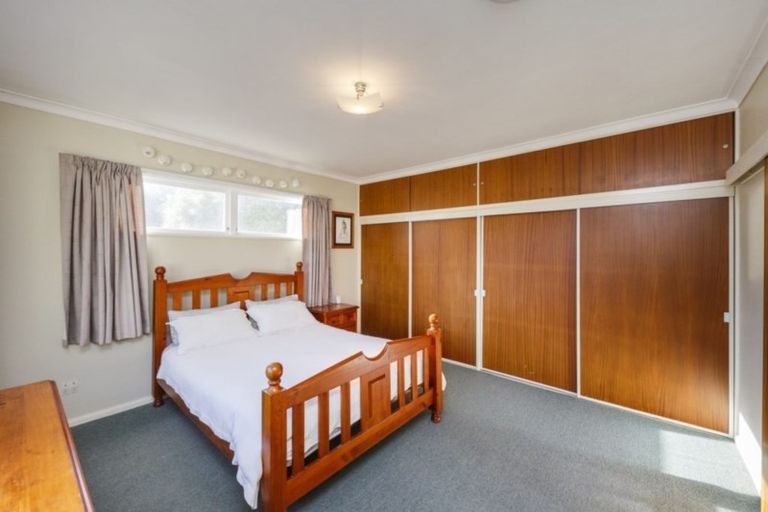 Photo of property in 395 Ruahine Street, Terrace End, Palmerston North, 4410