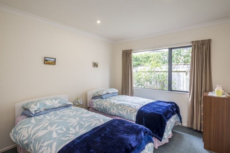 Photo of property in 38 Lorna Irene Drive, Raumati South, Paraparaumu, 5032