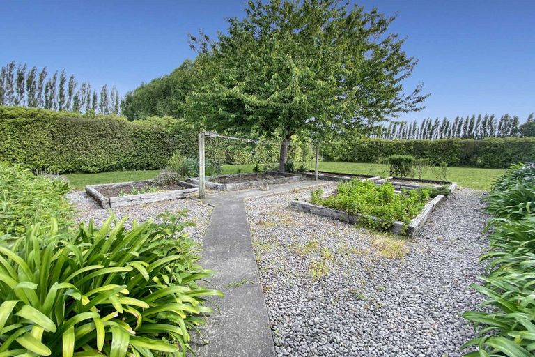 Photo of property in 533 Johns Road, Harewood, Christchurch, 8051