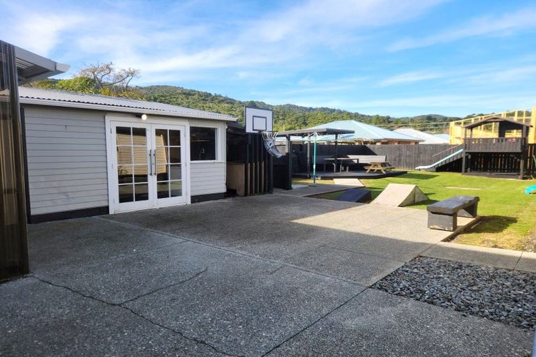 Photo of property in Sorbe't Hair, 41 High Street, Greymouth, 7805