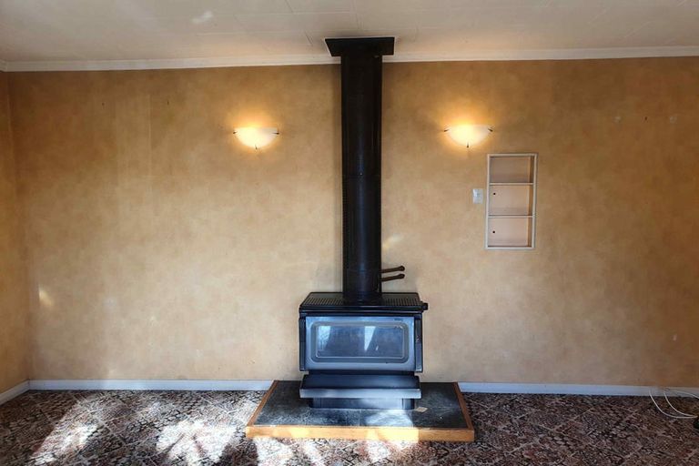 Photo of property in 81 Glenpark Avenue, Mornington, Dunedin, 9011