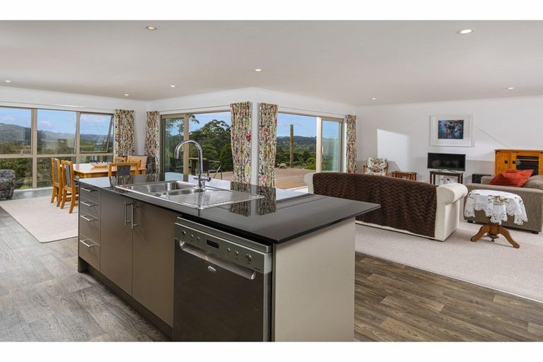 Photo of property in 51 Drinnan Road, Waitoki, Kaukapakapa, 0871