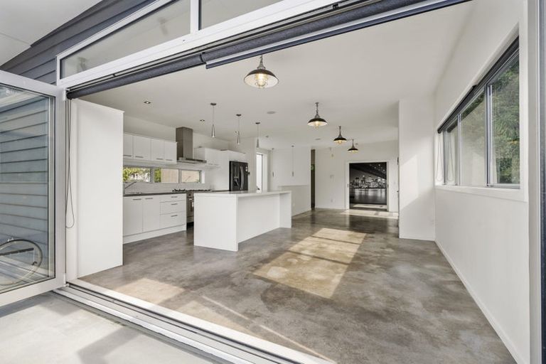 Photo of property in 528a Evans Bay Parade, Hataitai, Wellington, 6021