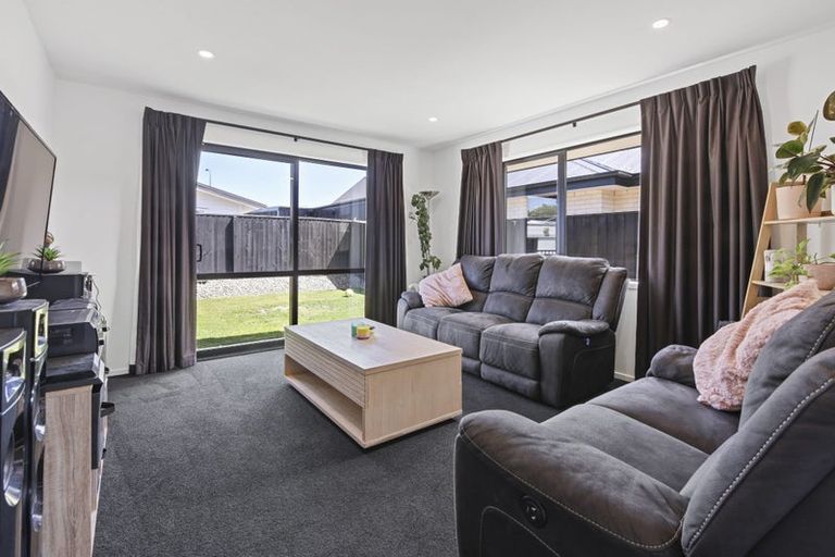 Photo of property in 11 Lock Crescent, Kaiapoi, 7630