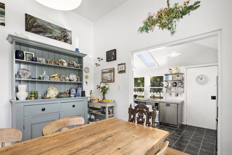 Photo of property in 82 Hobson Street, Thorndon, Wellington, 6011