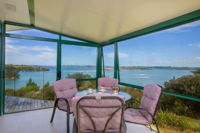 Photo of property in 426 Leigh Road, Whangateau, 0985