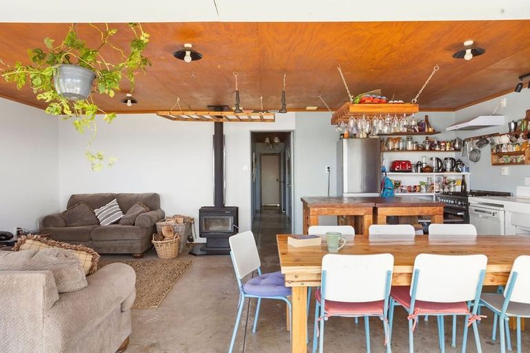 Photo of property in 515 Pukehina Parade, Pukehina, Te Puke, 3189