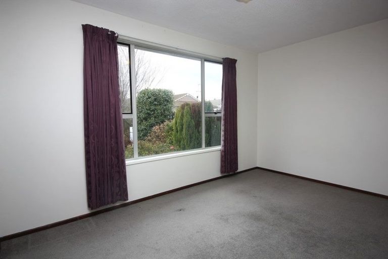 Photo of property in 12 Dalrye Place, Ilam, Christchurch, 8041