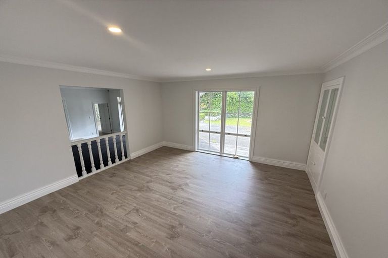 Photo of property in 14 Amreins Road, Waitakere, Henderson, 0782