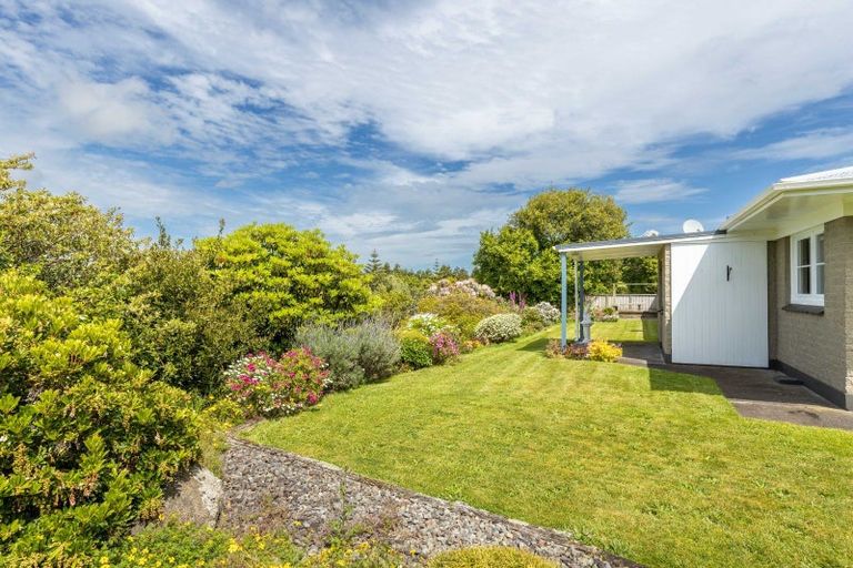 Photo of property in 737 Frankley Road, Hurworth, New Plymouth, 4371