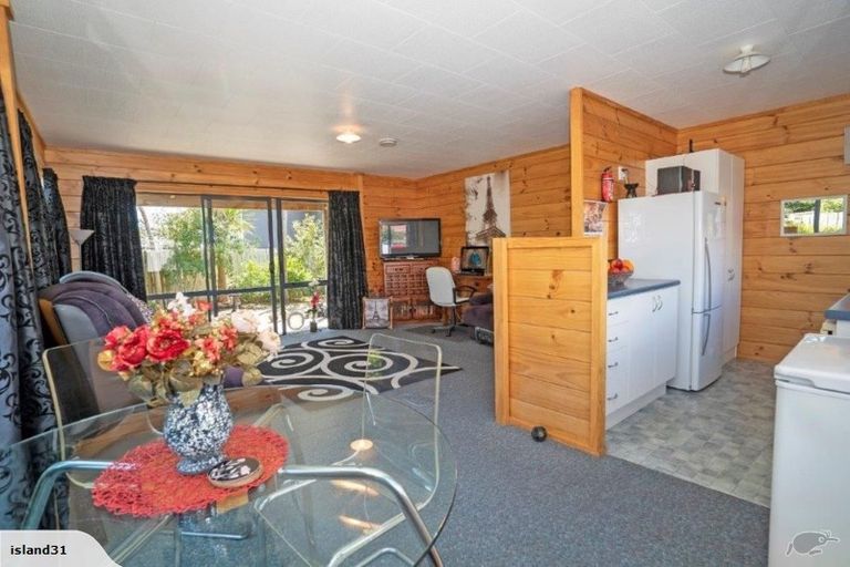 Photo of property in 31 Ngahue Crescent, Carters Beach, Westport, 7825