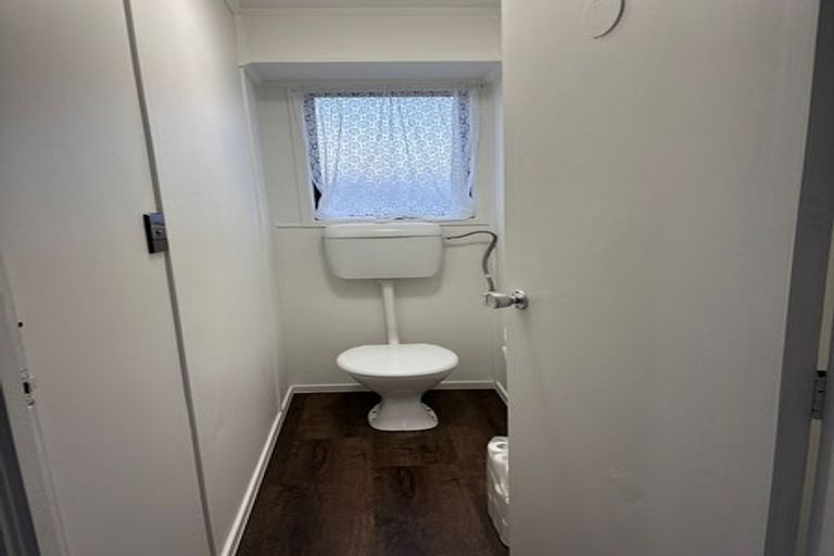 Photo of property in 5 Treviso Place, Clover Park, Auckland, 2023