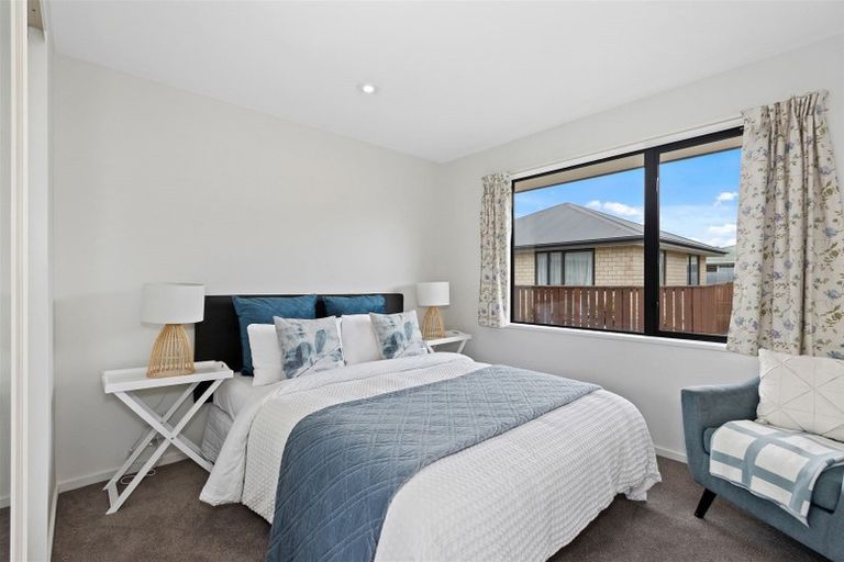 Photo of property in 8 Cris Lodge Courts, Hornby, Christchurch, 8042