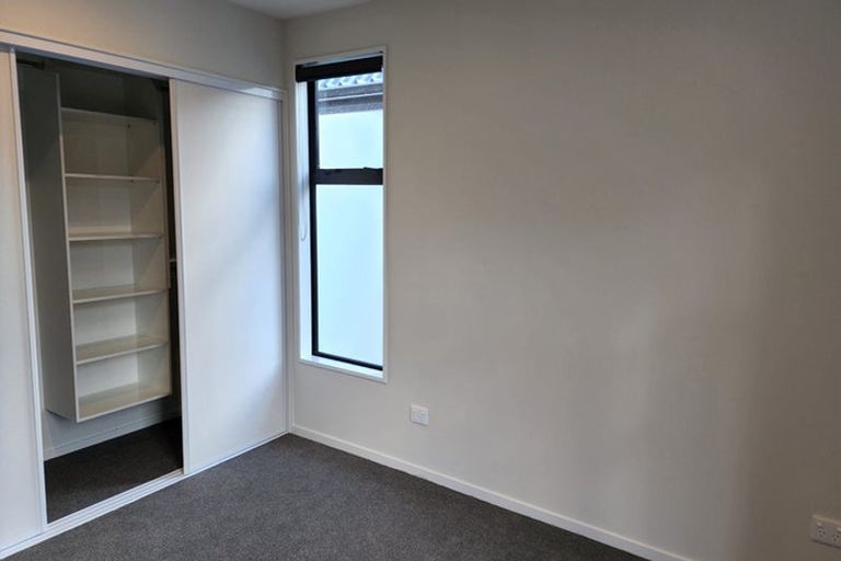 Photo of property in 4/48 Glen Road, Stokes Valley, Lower Hutt, 5019