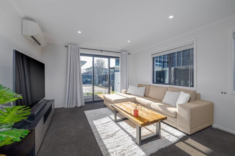 Photo of property in 13 Holmes Hanover Lane, Halswell, Christchurch, 8025