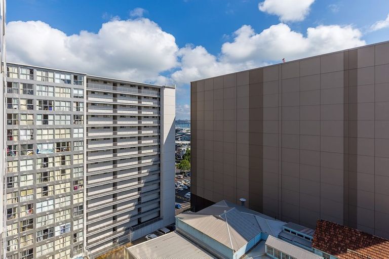 Property details for Harvard On Hobson Apartments, 4g/147 Hobson Street