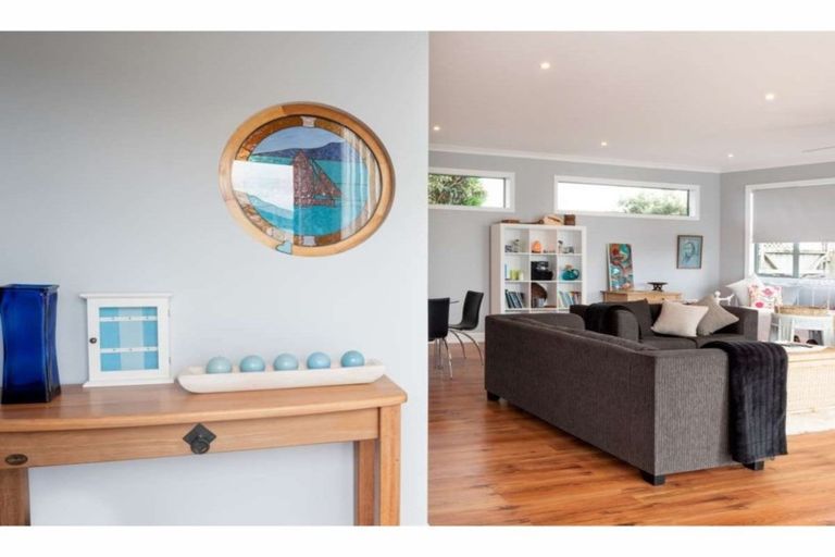 Photo of property in 47 Doves Bay Road, Kerikeri, 0294