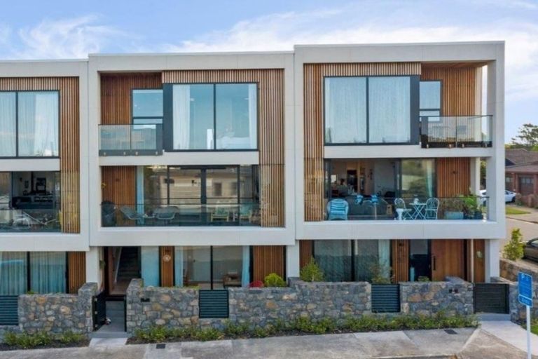 Photo of property in 2c The Terrace, Takapuna, Auckland, 0622