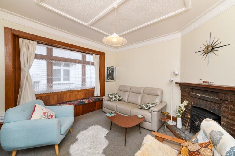 Photo of property in 35 Stewart Crescent, Hokowhitu, Palmerston North, 4410