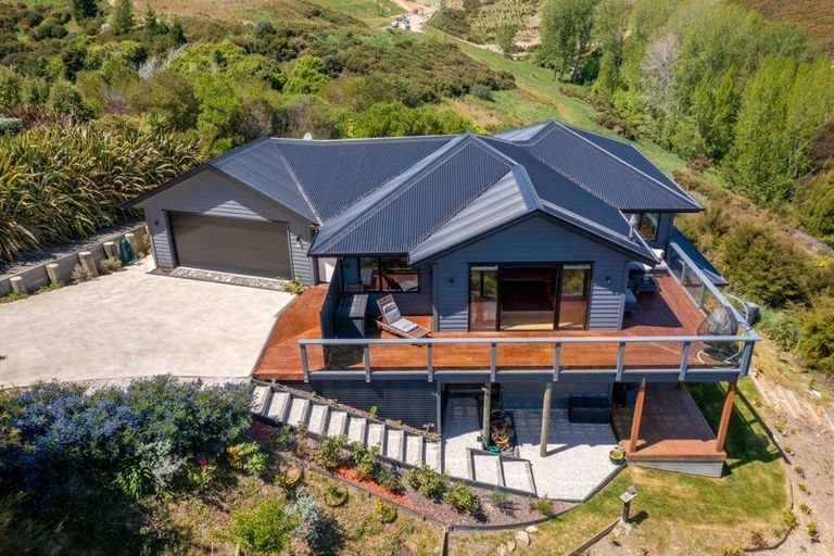 Photo of property in 27 Heemskerck Place, Britannia Heights, Nelson, 7010