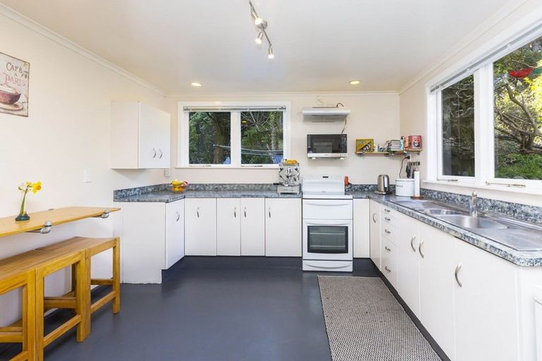 Photo of property in 2c Kaitoke Loop Road, Kaitoke, Upper Hutt, 5018