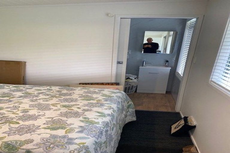 Photo of property in 12e Arrowsmith Road, Waitakere, Auckland, 0782