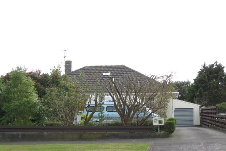 Photo of property in 80 Omata Road, Marfell, New Plymouth, 4310