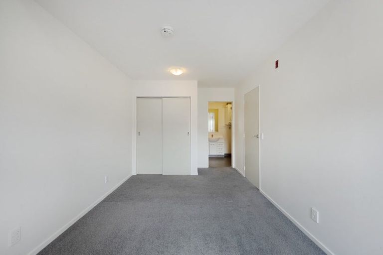 Photo of property in Luxford Villas, 304/72 Herald Street, Berhampore, Wellington, 6023