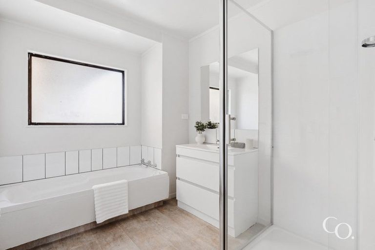 Photo of property in 16 Pelorus Street, Welcome Bay, Tauranga, 3112