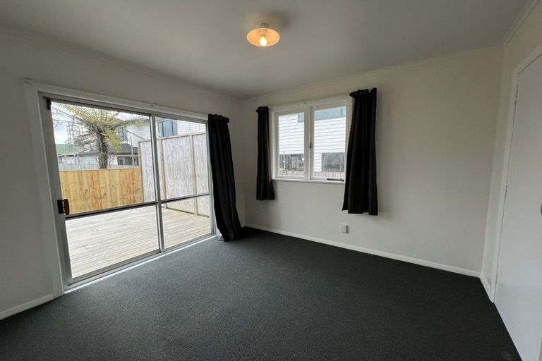 Photo of property in 25 Hill Crescent, Papakura, 2110