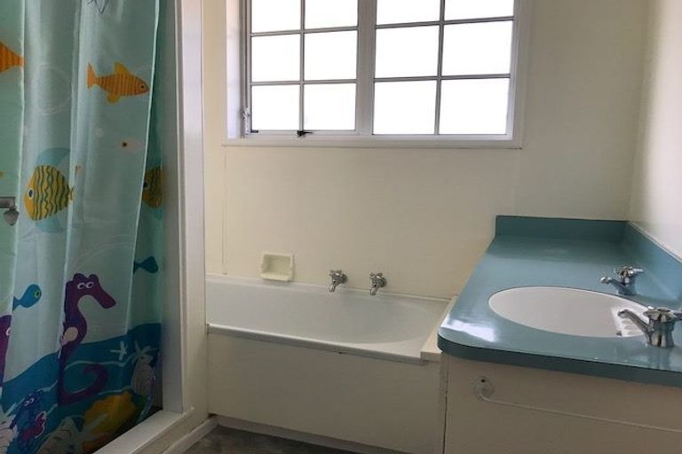 Photo of property in 208a Waterloo Road, Hutt Central, Lower Hutt, 5011