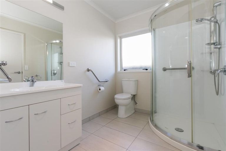 Photo of property in 2a Mcnaughton Place, Onekawa, Napier, 4110