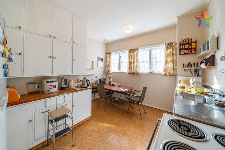 Photo of property in 99 Sunshine Avenue, Karori, Wellington, 6012